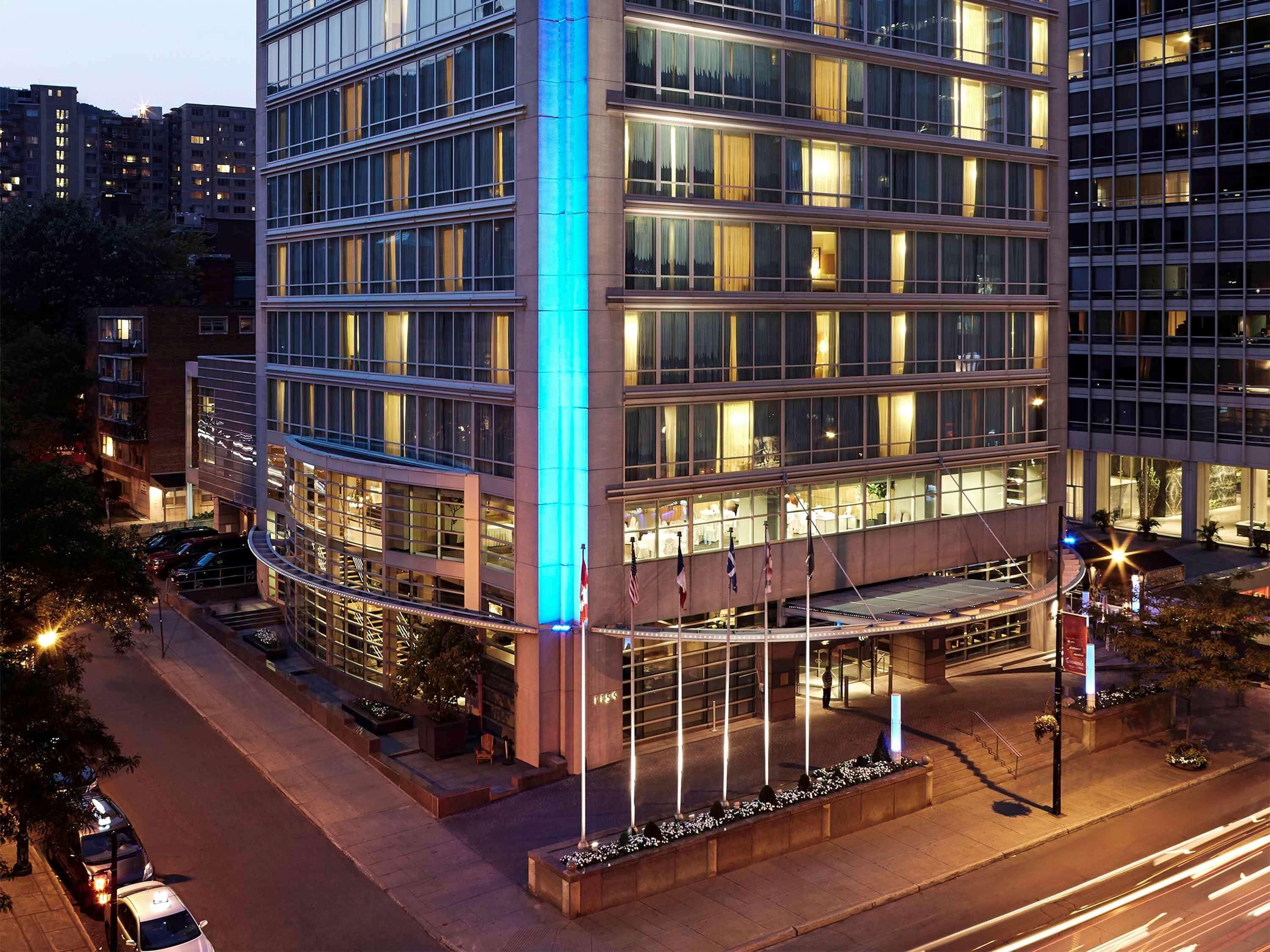 Sofitel Montreal Golden Mile Hotel Exterior photo