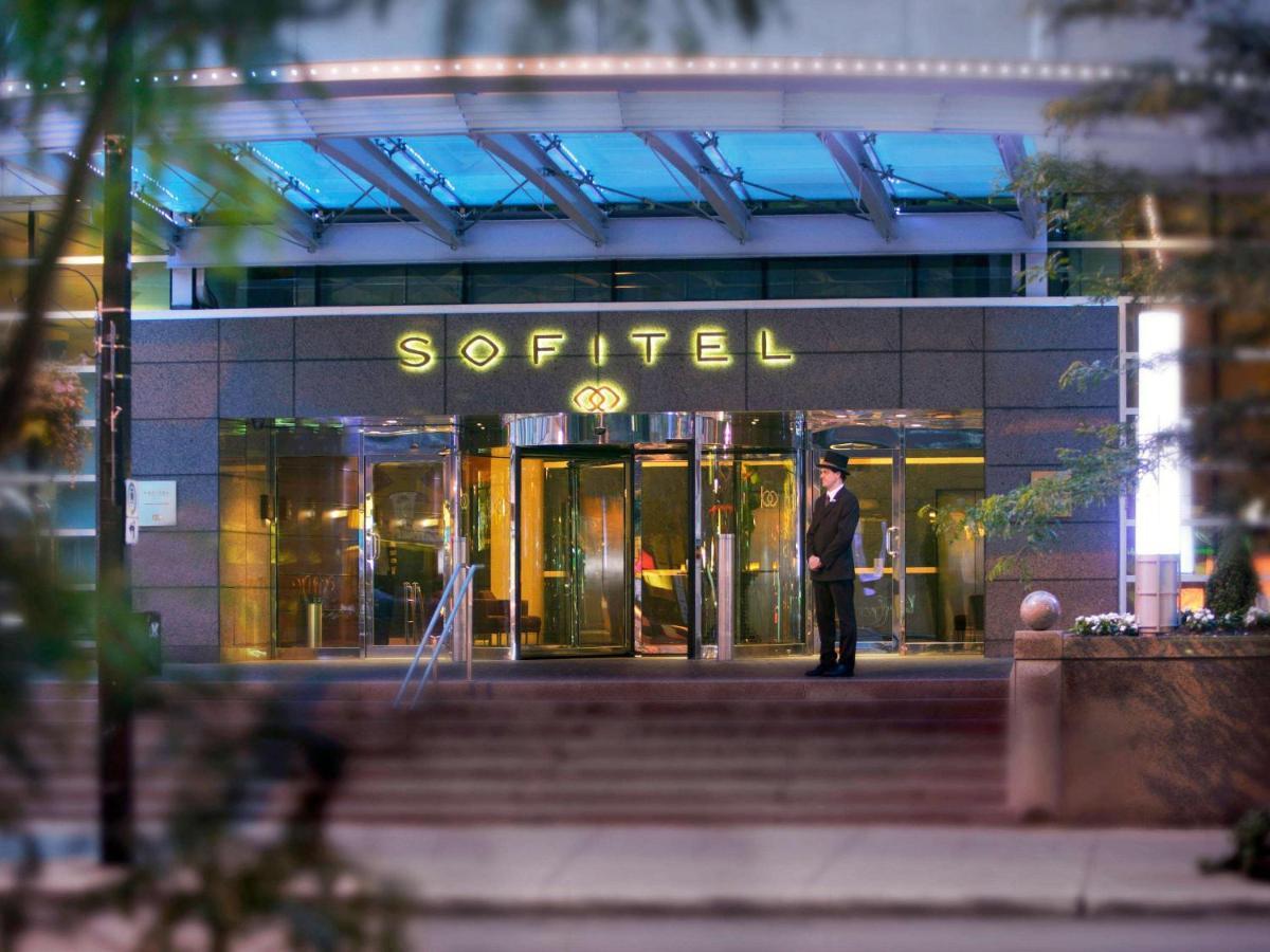 Sofitel Montreal Golden Mile Hotel Exterior photo